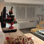 Pod Neznym Obrem Privatunterkunft Hostinné