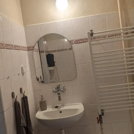 Kwatera prywatna Pod Neznym Obrem *