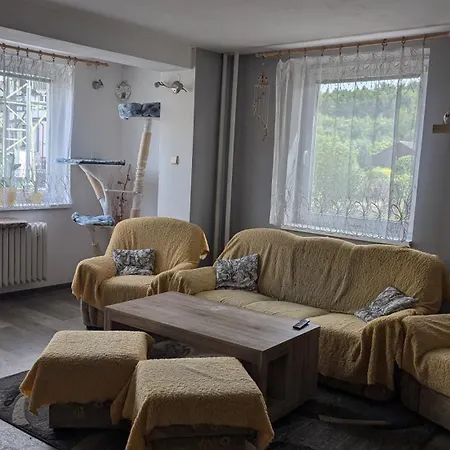 Pod Neznym Obrem Homestay Hostinne (Hradec Kralove)
